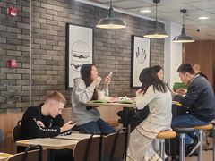 -麦当劳(中唱大厦店)