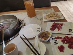 -牛沙暴潮汕牛肉火锅(章江南大道店)