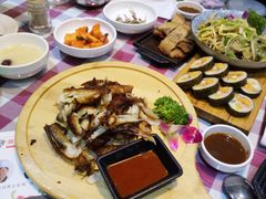 -益百岁牛尾汤(香山路店)