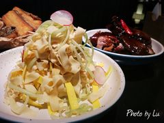 马家沟芹菜拌千张-老头儿油爆虾·知味杭州(爱琴海购物中心)
