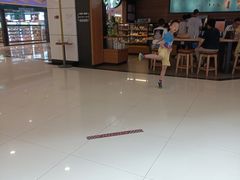-星巴克(广州中华广场B1层店)