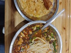 -柳州肥姨妈大骨螺蛳粉(曹路店)