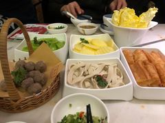 -左庭右院鲜牛肉火锅(浦江欢乐颂店)