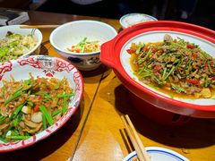 -屋里饭菜·湘菜馆(火车站店)