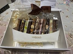 -Laderach 莱德拉(上海环贸iapm店)