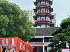 -绳金塔