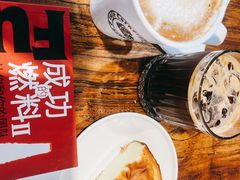 -房角石咖啡与书(吉大南校店)