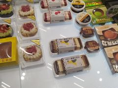 -赛拉维(咸阳财富中心店)