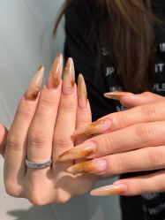 -小羽毛美甲美睫