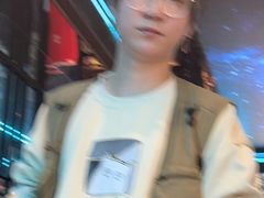 -屋有岛沉浸游戏旗舰店(中山公园店)