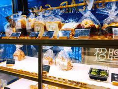 -BONBON BAKERY