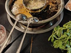 -邓莽子老火锅(中兴路总店)