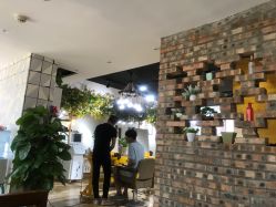 -明洞造型精品烫染