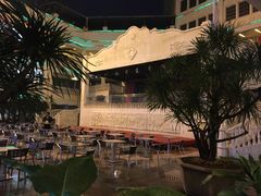 -海口骑楼小吃街