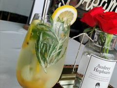 荔枝百香果气泡水-L'amour澜茉·轻法餐