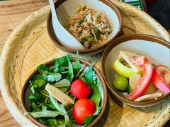 -野山舂·贵州现舂酸汤火锅(鸿通城店)