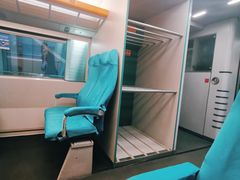 -龙阳路磁悬浮列车总站-停车场