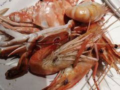 -领鲜活海鲜榴莲自助火锅(东门店)