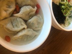 -西安大雁塔科技大学地铁站亚朵酒店