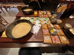 -银米·云南传统过桥米线(双廊黑金冠店)