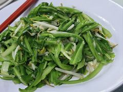 -新峰肉骨茶(总店)