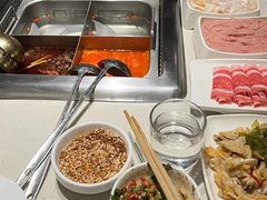 -海底捞火锅鲜切牛肉主题店(长寿路店)