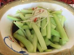 白灼芥蓝-鲁小三·大骨自助(金山总店)