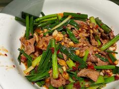 -费大厨辣椒炒肉(房山龙湖天街店)