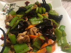 -宾朋海鲜特色美食餐厅·纯手工鲅鱼水饺(兴海路店)