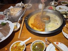 -佬土鹅肠火锅(解放路店)