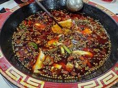 -烧哥美蛙肥肠鱼火锅·十五年社区店