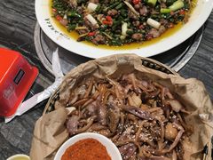 -江湖黑大兔(杨家坪店)