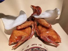 -鸽子侯·家宴·平价海鲜(市图书馆店)