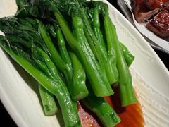 -蝴蝶里·粤菜·点心(滨江龙湖店)