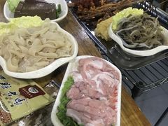-灌县老妈砂锅串串香(万科红生活广场店)