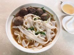 牛肉丸河粉汤-食味稻汕头食杂(西罗园店)
