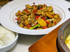 -佬麻雀·剁椒鱼头(京基KK One店)