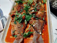 -黄记煌三汁焖锅(新佳丽江汉路店)