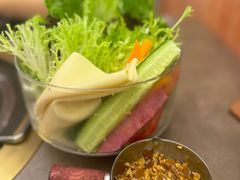 -锅飘飘·东北铁锅炖(雨花客厅店)