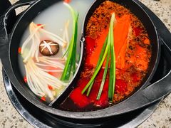 菌汤鸳鸯锅-园里火锅(仁和新城店)