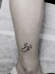 脚踝-明星刺青·洗纹身
