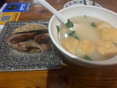 -老天桥酱肉烧饼夹肘子(天桥店)