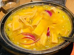 石锅鸡茸豆腐-滋色臻选川菜(北京坊旗舰店)
