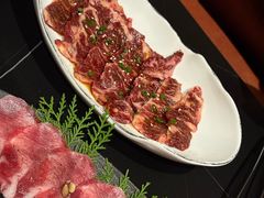 -山川小町·极番烧肉(新地假日广场店)