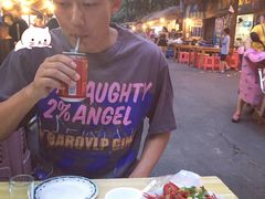 -冶建镜子·老南昌大排档·江西虾王(总店)