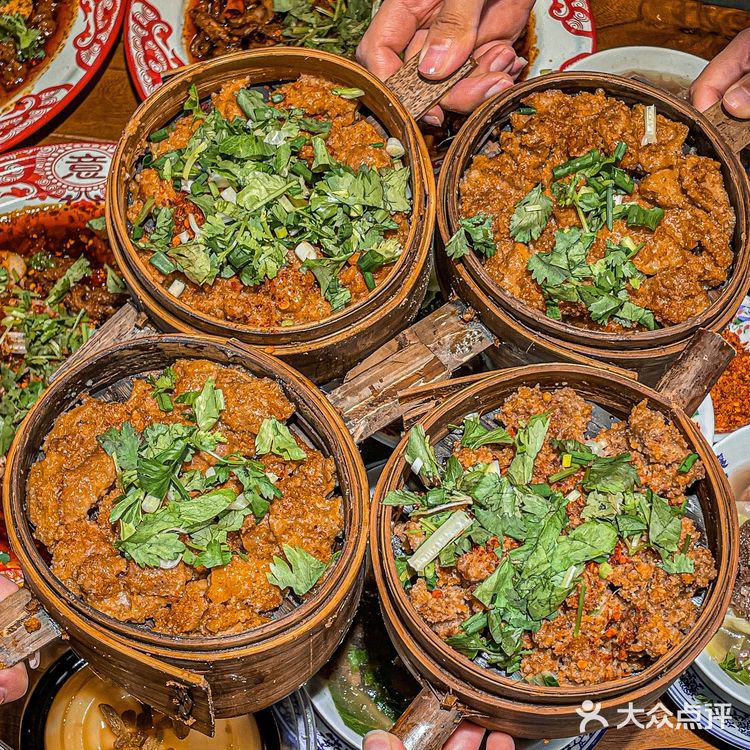 为了这家的火爆脆肠!!不枉我坐动车跨来吃!