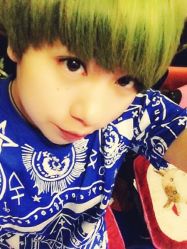 真人作品-构想时尚发型会所