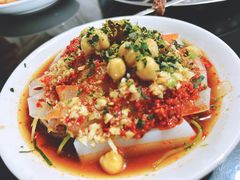 -烤肉小伙烤肉店