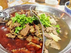 -大众跷脚牛肉馆·非遗传承单位(峨眉山店)