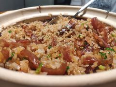 广东腊味煲仔饭-鼎记啫啫煲(数博万达店)